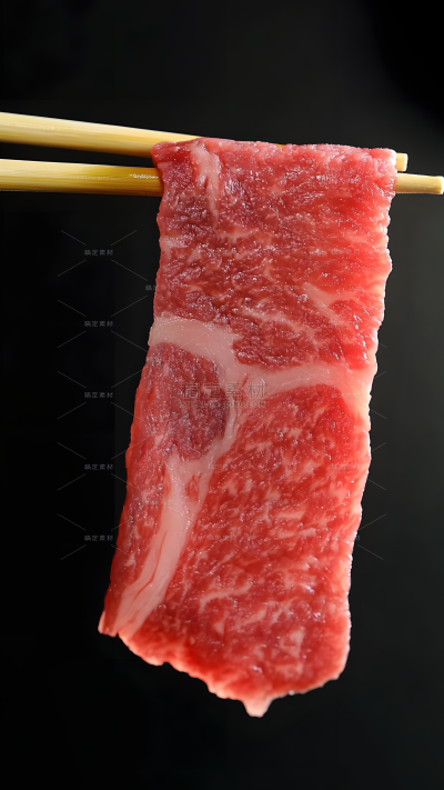 美食系列火锅筷子夹牛肉片图片（td）